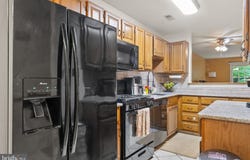 513 STONEBRIDGE BOULEVARD, NEW CASTLE, DE 19720