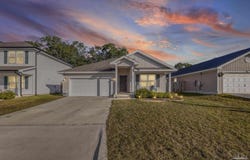 5293 Peach Dr, Pace, FL 32571