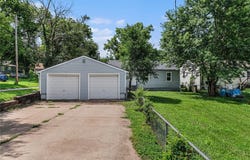 1014 Cheyenne Street, Leavenworth, KS 66048