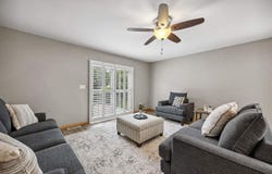 1458 Tower Ln, CedarRapids, IA 52402