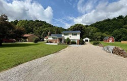 1760 Fudges Creek Road, Ona, WV 25545