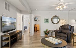40 Lighthouse Road, Lake Ozark, MO 65049