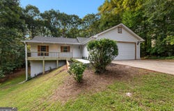 130 Redbud, Senoia, GA 30276