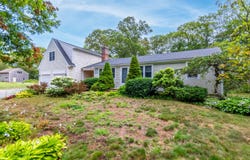 65 Bosun's Way, Marstons Mills, MA 02648