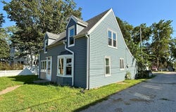 305 3rd St, Glenwood, IA 51534