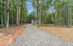 21 Holman Mill Ct, Farmville, VA 23901
