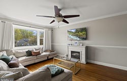 111 E HEMMINGSWAY Way, LAWNSIDE, NJ 08045