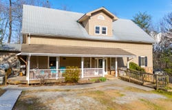 4061 Fox Hunters Lane, Sevierville, TN 37876