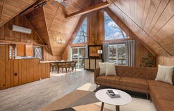 45601 Peninsula Drive E, Grand Junction, MI 49056