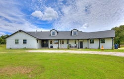 10828 Eastway Street, McLoud, OK 74851