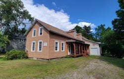 14 Arab Road, Lee, ME 04455