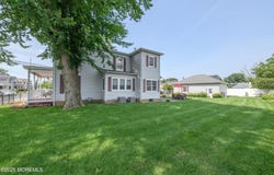 41 Cedar Street, Keyport, NJ 07735