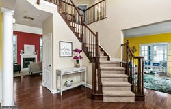 16 FOXCROFT Way, MOUNT LAUREL, NJ 08054