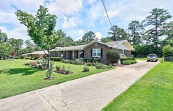 1902 Azure, Dothan, AL 36303