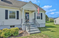 5215 Eden AVE, Roanoke, VA 24018