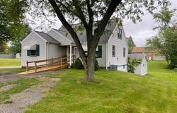 2410 Perry Drive SW, Canton, OH 44706