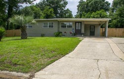 5357 Locklin Ave, Milton, FL 32570