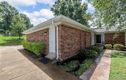 342 Clayton Trails Drive, Ellisville, MO 63011