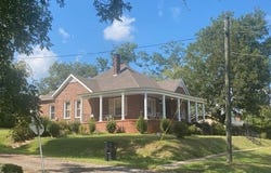 1201 6th Avenue, West Point, GA 31833