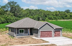 508 HARVEST HILLS Drive, WOODBINE, IA 51579