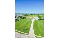 2220 SW 4th Street, Waverly, IA 50677