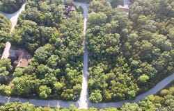 5204-5206 Tree Crest Drive, Hillsboro, MO 63050