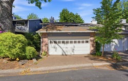 64 WHEATHERSTONE Ct, LakeOswego, OR 97035