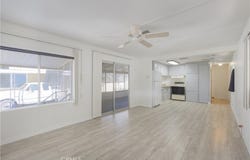 725 W Thornton, Hemet, CA 92543