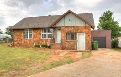1016 Maple Avenue, Yukon, OK 73099