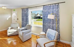 17 Wood Road, Middletown, RI 02842