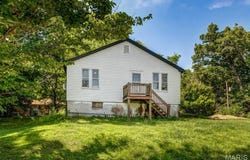 13242 Montwood Lane, St Louis, MO 63122