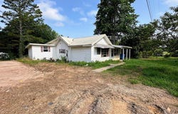 1565 County Road 61, Roanoke, AL 36274