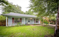 2713 N 6th Street, Ocean Springs, MS 39564