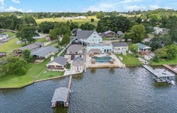 220 Pin Oak, Mabank, TX 75156