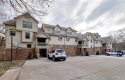 2304 Yellowstone Park Court, Maryland Heights, MO 63043