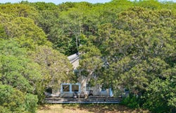 10 Cartway N, Eastham, MA 02642