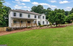 2015 Clipper Straits, Snellville, GA 30078
