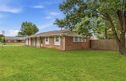 230 N Davis Avenue, Claremore, OK 74017