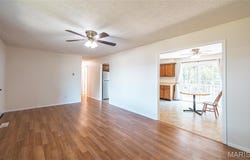 123 Jeffrey Avenue, St Robert, MO 65584