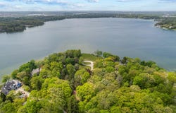 4545 N Hewitts Point Rd, Oconomowoc, WI 53066