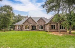 9180 Chumuckla Hwy, Pace, FL 32571