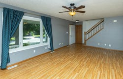 Earlham, IA 50072