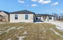 600 Legacy Dr, Waterloo, IL 62298