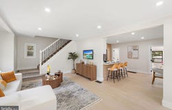 4 E HADDON AVENUE, OAKLYN, NJ 08107