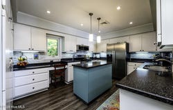 302 Plantation Drive, New Bern, NC 28562