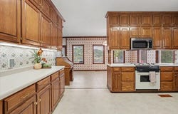 542 LLAMA Ln, Quinton, AL 35130
