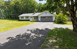 224 Sunderland Drive, Auburn, ME 04210