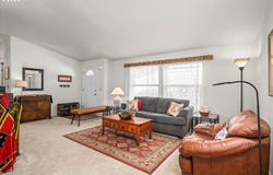 4055 ROYAL AVE, Eugene, OR 97402