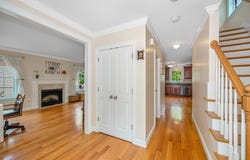 44 Sachem Street, Waltham, MA 02451