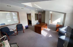 320 Orchardview Road, Seven Hills, OH 44131